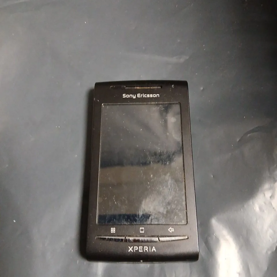 SONY ERICSSON XPERIA SMARTPHONE – BLACK - WITH BOX