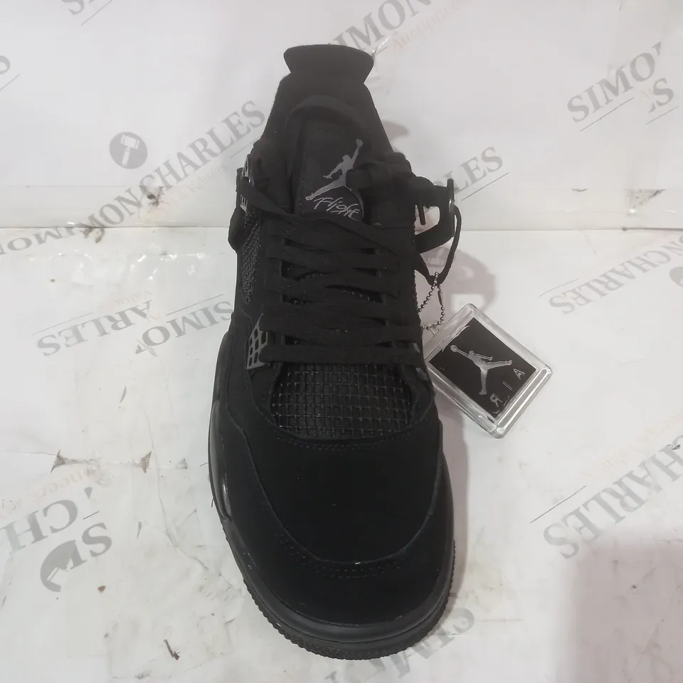 PAIR OF NIKE AIR JORDAN SHOES IN BLACK UK SIZE 11