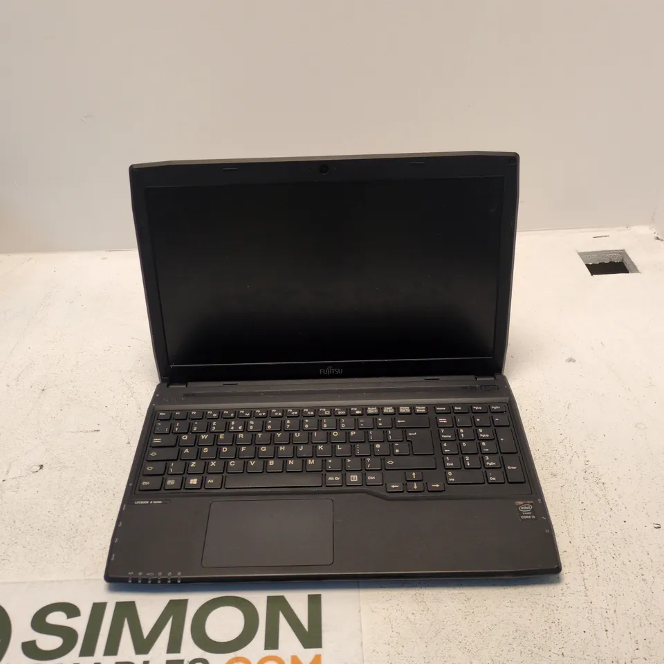 FUJITSU LIFEBOOK A514 LAPTOP – BLACK