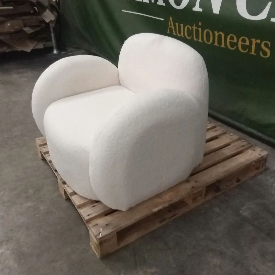 QUALITY DESIGNER BOUCLE FABRIC CHAIR