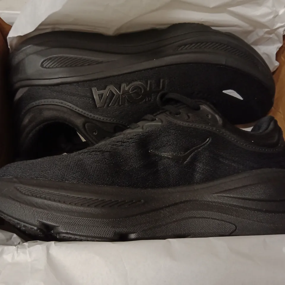 HOKA BONDI 9 RUNNING SHOES – UK 7 (US 8.5) – BOXED