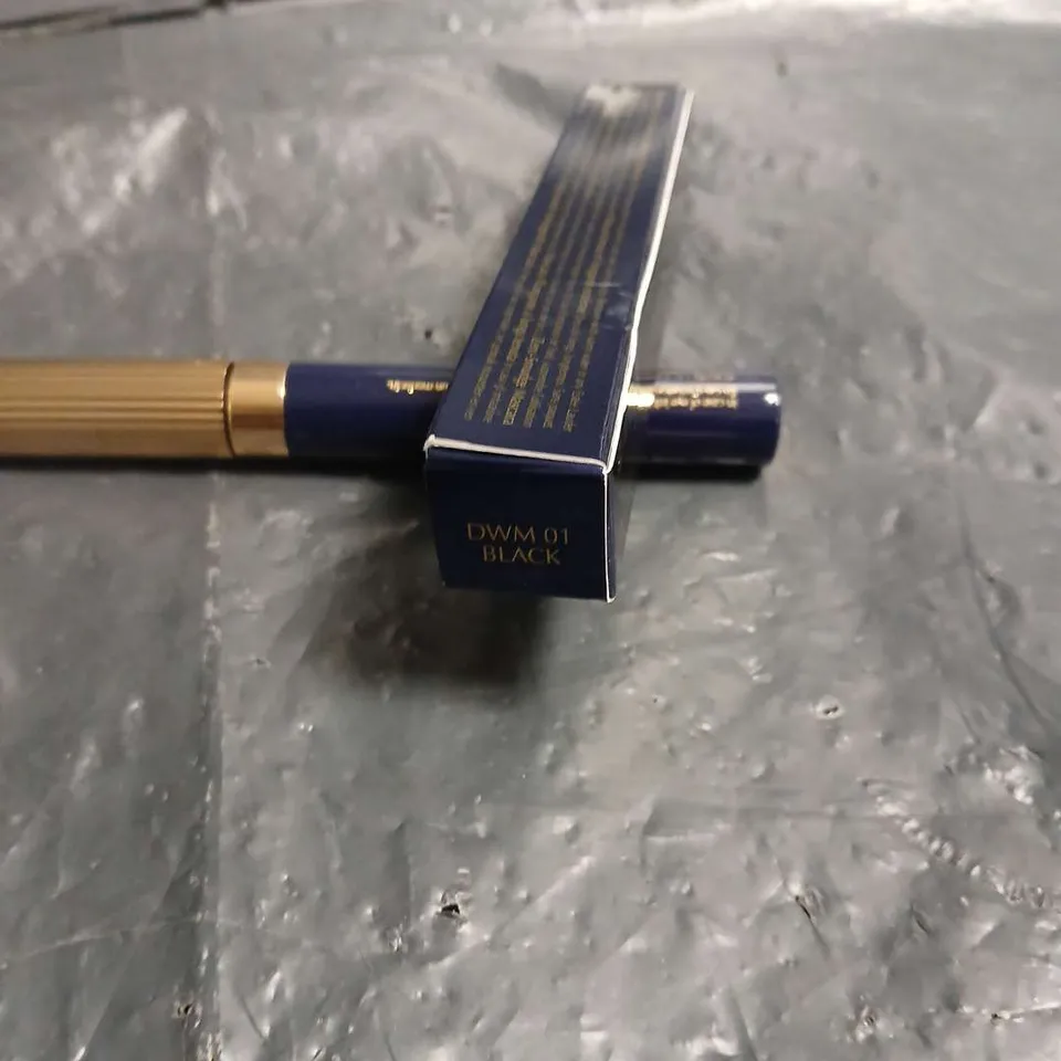 ESTÉE LAUDER DOUBLE WEAR ZERO-SMUDGE LENGTHENING MASCARA – BLACK (DWM 01)