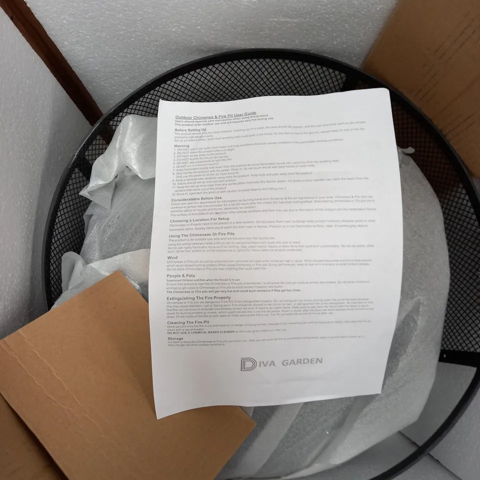 BOXED DIVA GARDEN CHIMENEA FIRE PIT IN BLACK