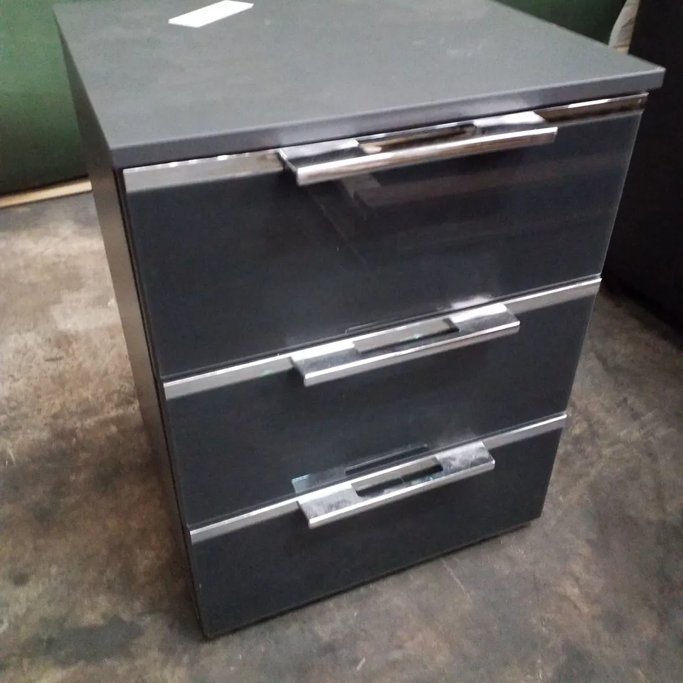 GREY 3 TIER BEDSIDE DRAWER 