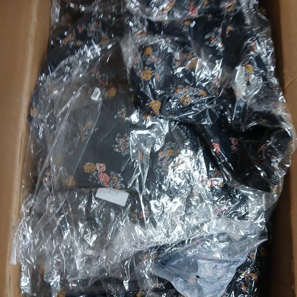 LARGE BOX OF WOMENS CLOTHING ITEMS IN VARIOUS STYLES , COLORS AND SIZES