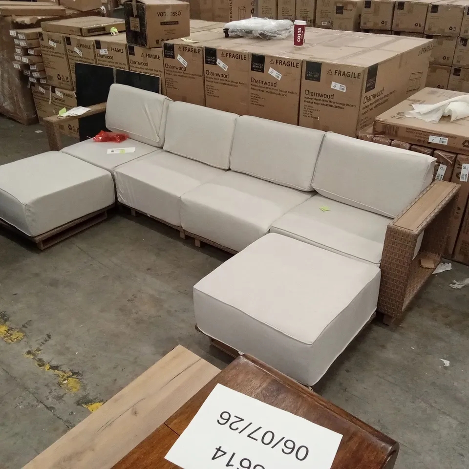 17 STORIES 280.924cm WIDE U-SHAPED WOOD PATIO SECTIONAL SET WITH CUSHIONS RRP £850