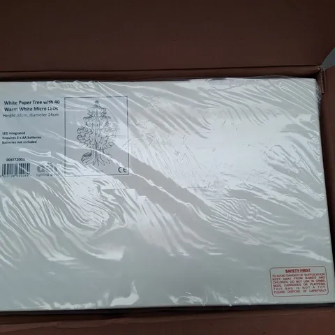 LOT OF 5 DAR LIGHTING WHITE PAPER TREE WITH 40 WARM WHITE MICRO LEDS