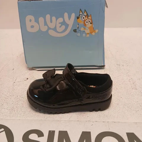 BLUEY KIDS' BLACK PATENT BOW SHOES – UK KIDS SIZE 9