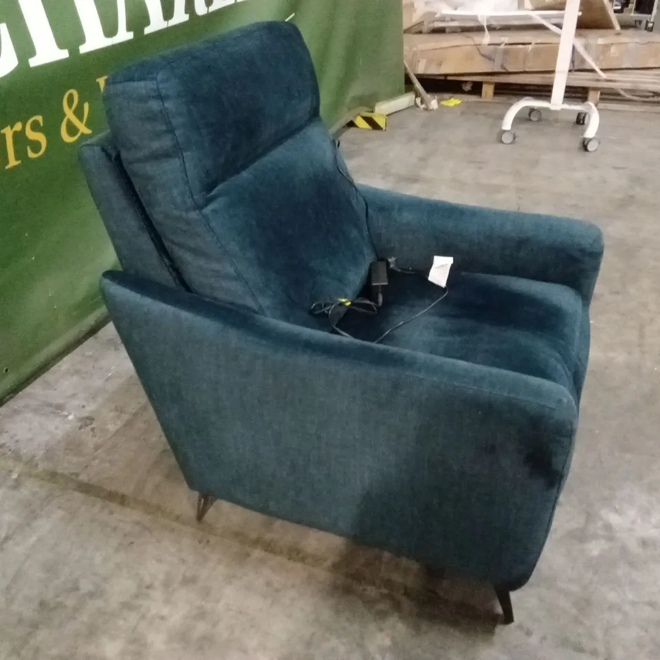 QUALITY DESIGNER ITALIAN MADE FABRIC POWER RECLINER CHAIR