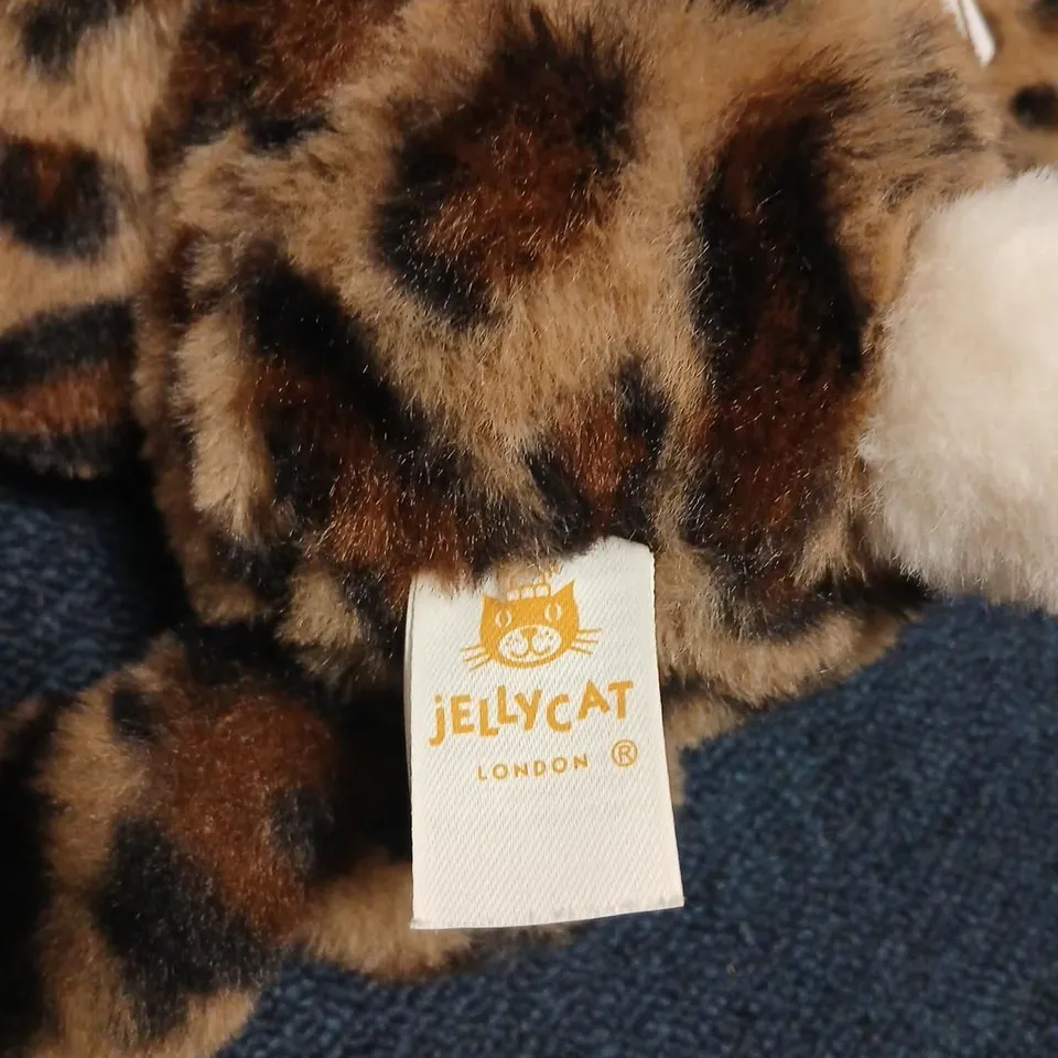 JELLYCAT COBBLEHOP BUNNY – LEOPARD PRINT PLUSH TOY