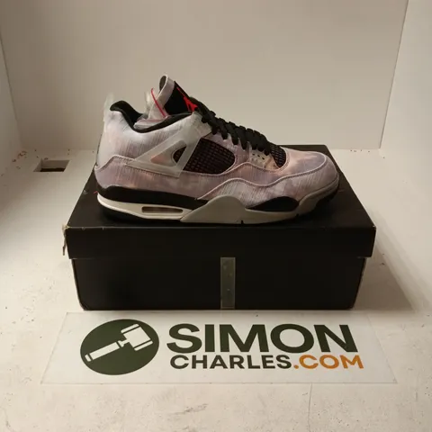 BOXED PAIR OF NIKE AIR JORDAN 4 RETRO SE TRAINERS IN AMETHYST WAVE - UK 10.5