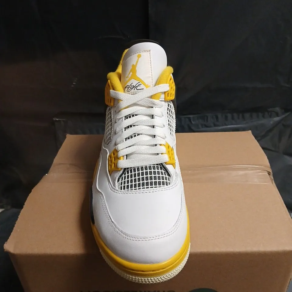 AIR JORDAN 4 RETRO TRAINERS – WHITE/YELLOW, MEN'S UK 9