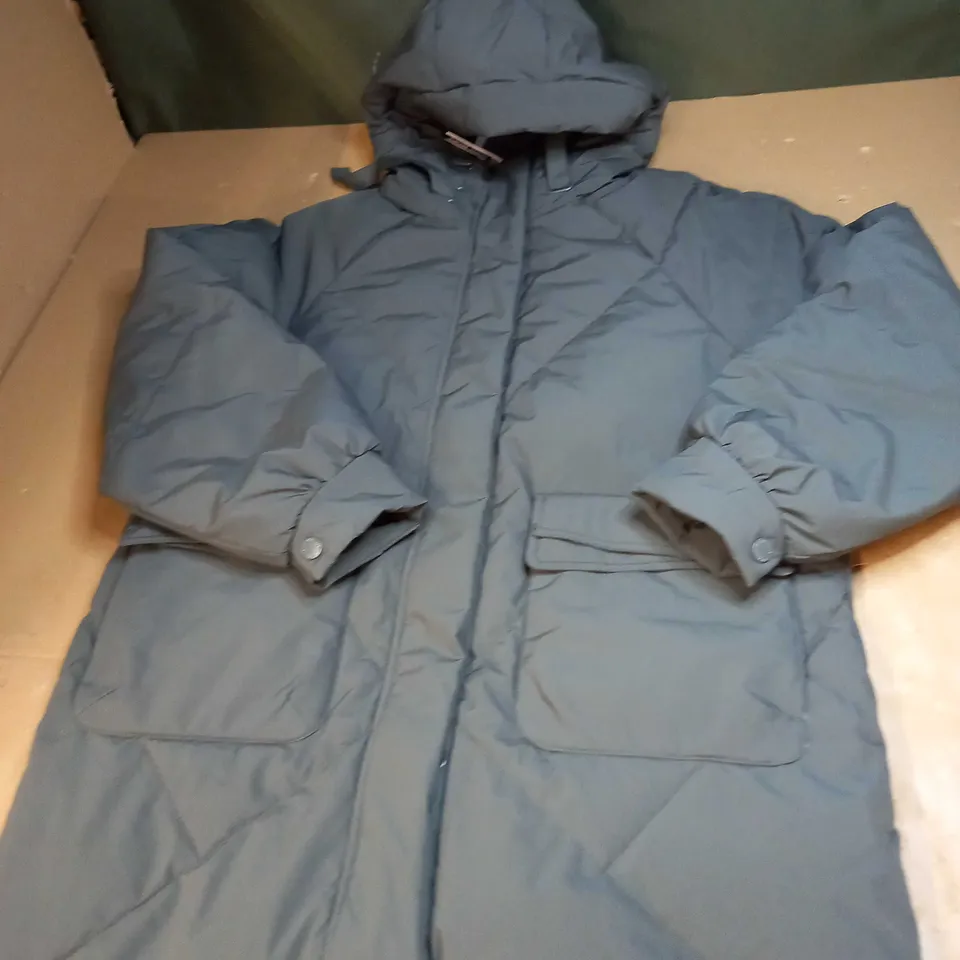 ACTIVE PEOPLE CHINOOK WOMENS COAT SIZE 10