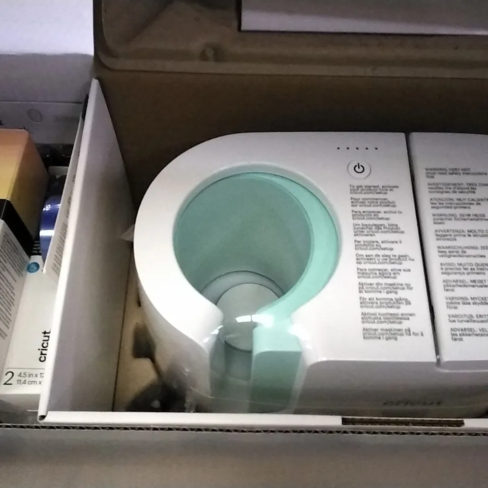 CRICUT MUG PRESS STARTER PACK 