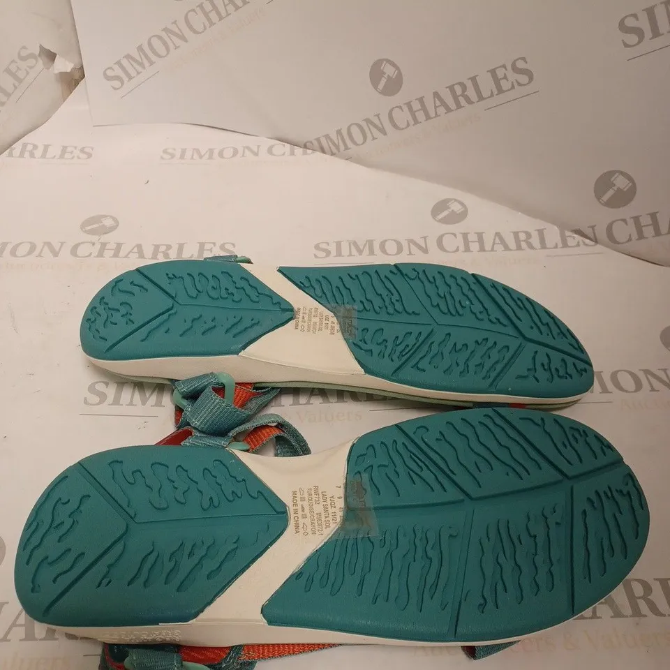 REGATTA LADY SANTA SOL SANDALS SIZE 7