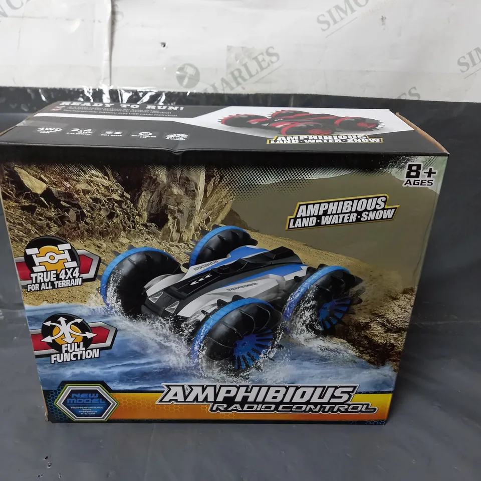 BOXED AMPHIBIOUS RADIO CONTROL CAR BLUE