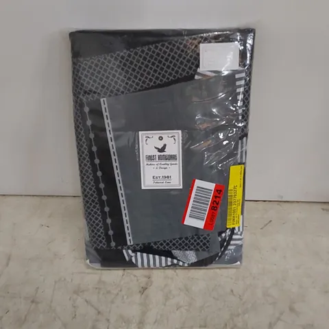 BAGGED STRIPE 132 TC DUVET COVER SET - GREY // SIZE: DOUBLE