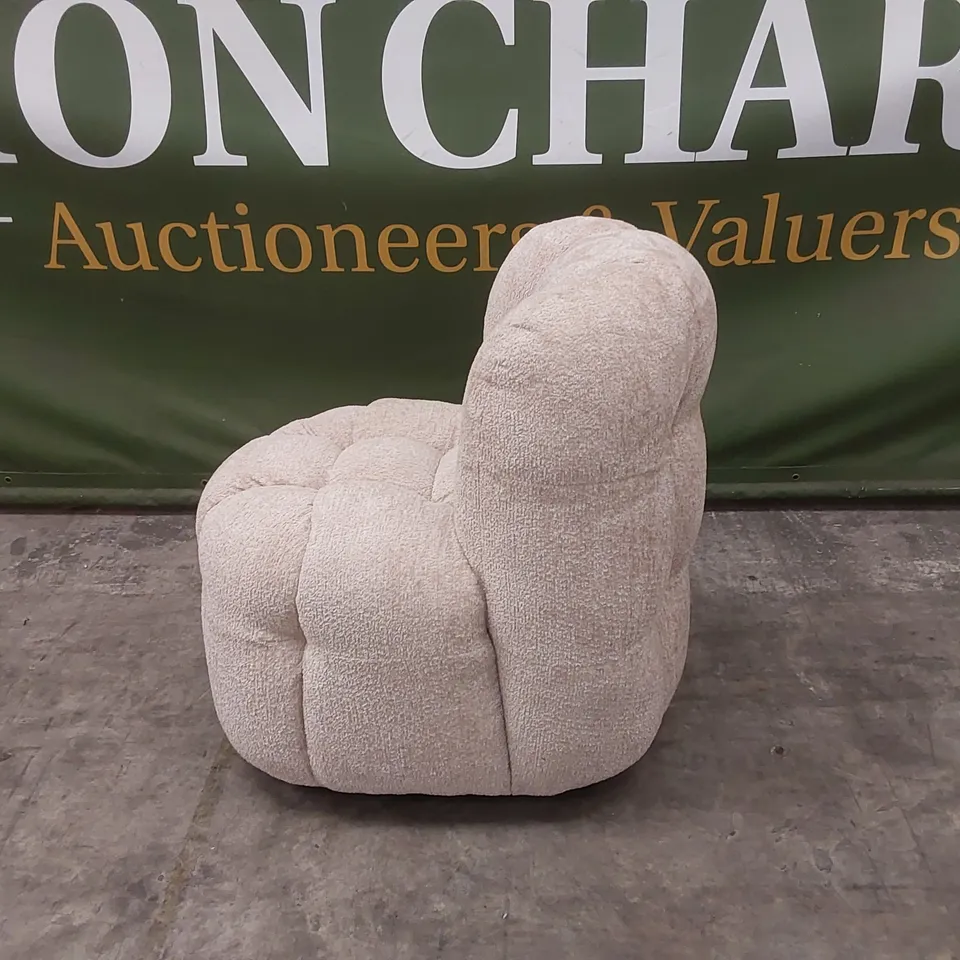 QUALITY DESIGNER BUMPER CIRCA GLAM FABRIC DINING CHAIR ON WHEELS - SAND