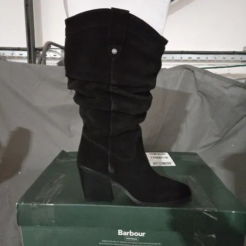 BOXED PAIR OF BARBOUR COREY WESTERN HEEL KNEE HIGH BOOTS - BLACK - SIZE 39