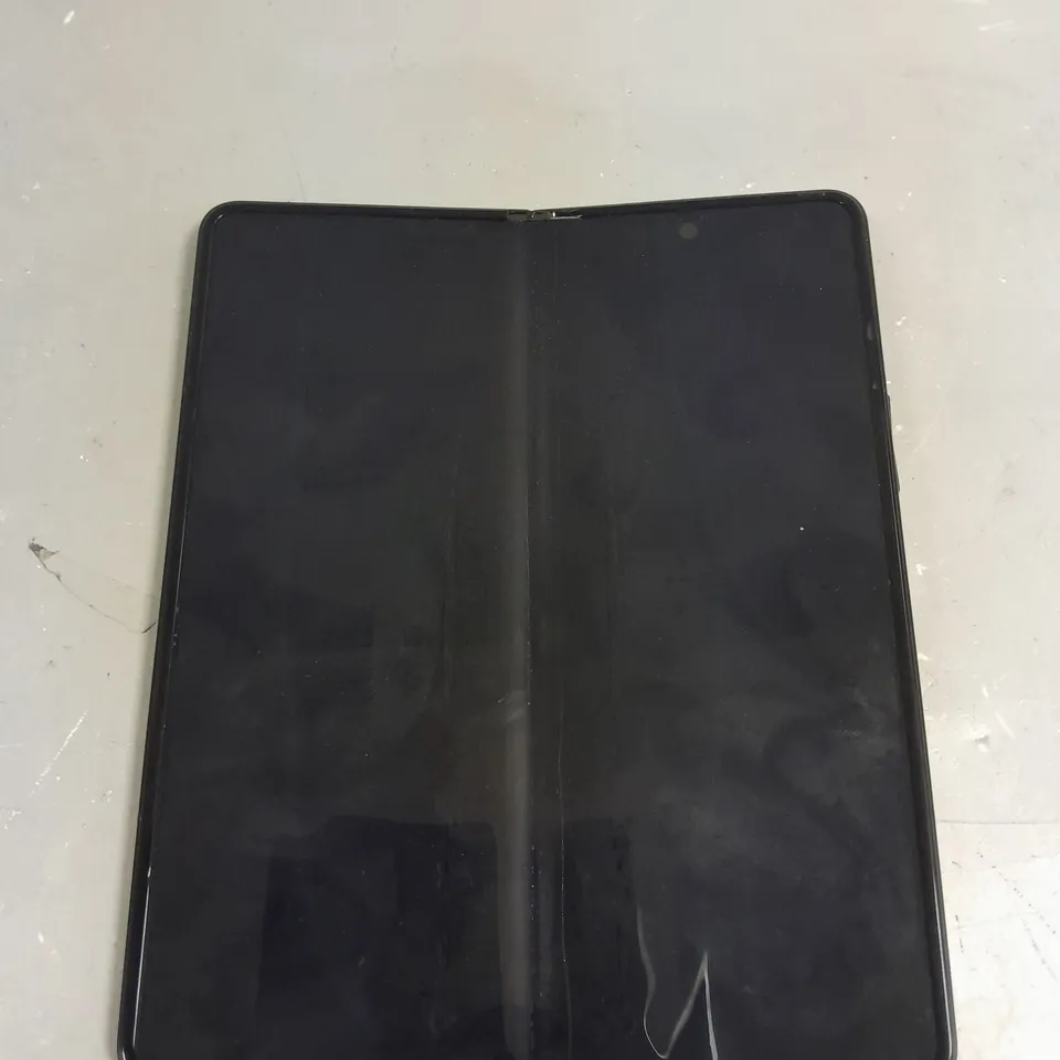 SAMSUNG GALAXY Z FOLD SMARTPHONE 