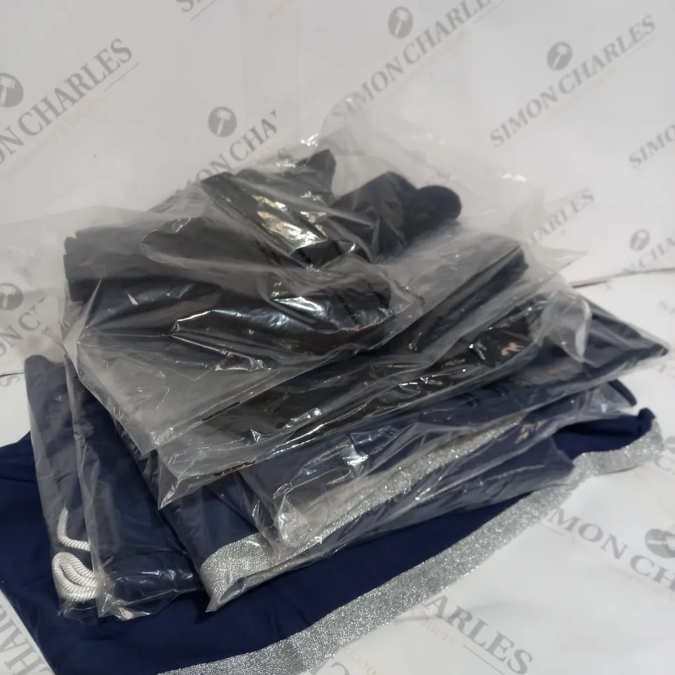 BOX OF CLOTHING ITEMS TO INCLUDE 5 X BLACK KINTSUGI CROPPED TOP & 5 X NAVY KINTSUGI JOGGING BOTTOMS 