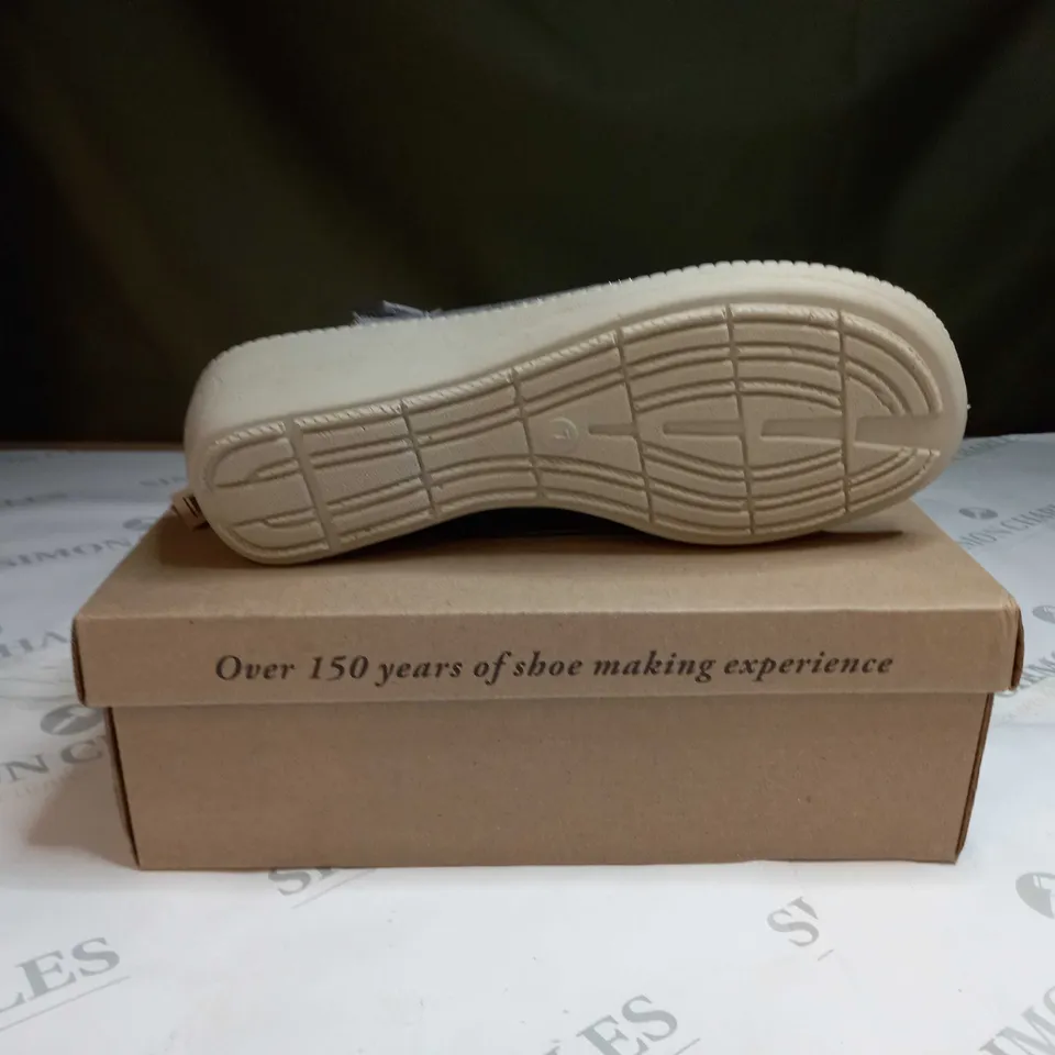 BOXED PAIR OF CUSHION WALKEMBELLISHED STRAPPY SANDALS IN PEWTER - SIZE 7