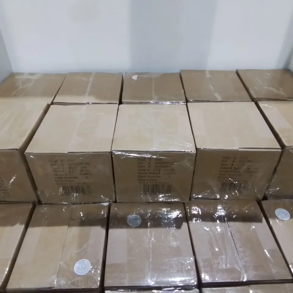 LOT OF 58 4-PACK BOXES OF BRAND NEW 1.8M MULTICOLOUR USB-C TO USB-C CABLES - 232 TOTAL PIECES