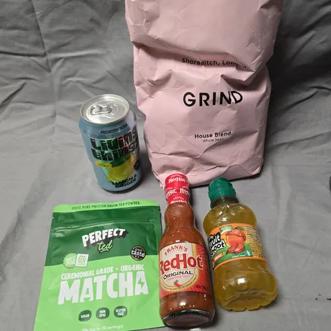 APPROXIMATELY 15 ASSORTED FOOD/DRINK PRODUCTS TO INCLUDE GRIND COFFEE, FRANK'S RED HOT, LIUING THINGS ETC 