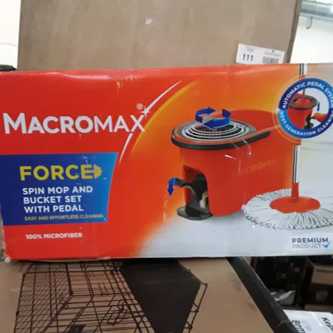 MACROMAX SPIN MOP AND BUCKET SET WITH PEDAL 