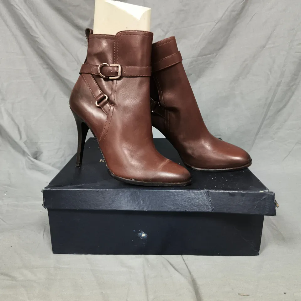 RALPH LAUREN COLLECTION BROWN LEATHER ANKLE BOOTS – WOMEN'S. SIZE UK 7.5