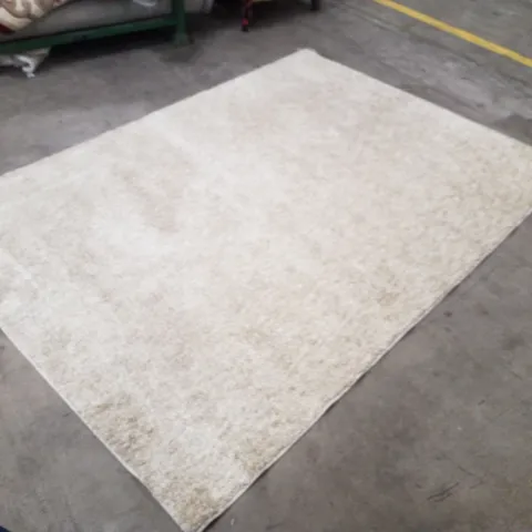 QUALITY DESIGNER AREA RUG    - APPROXIMATELY 229X160CM