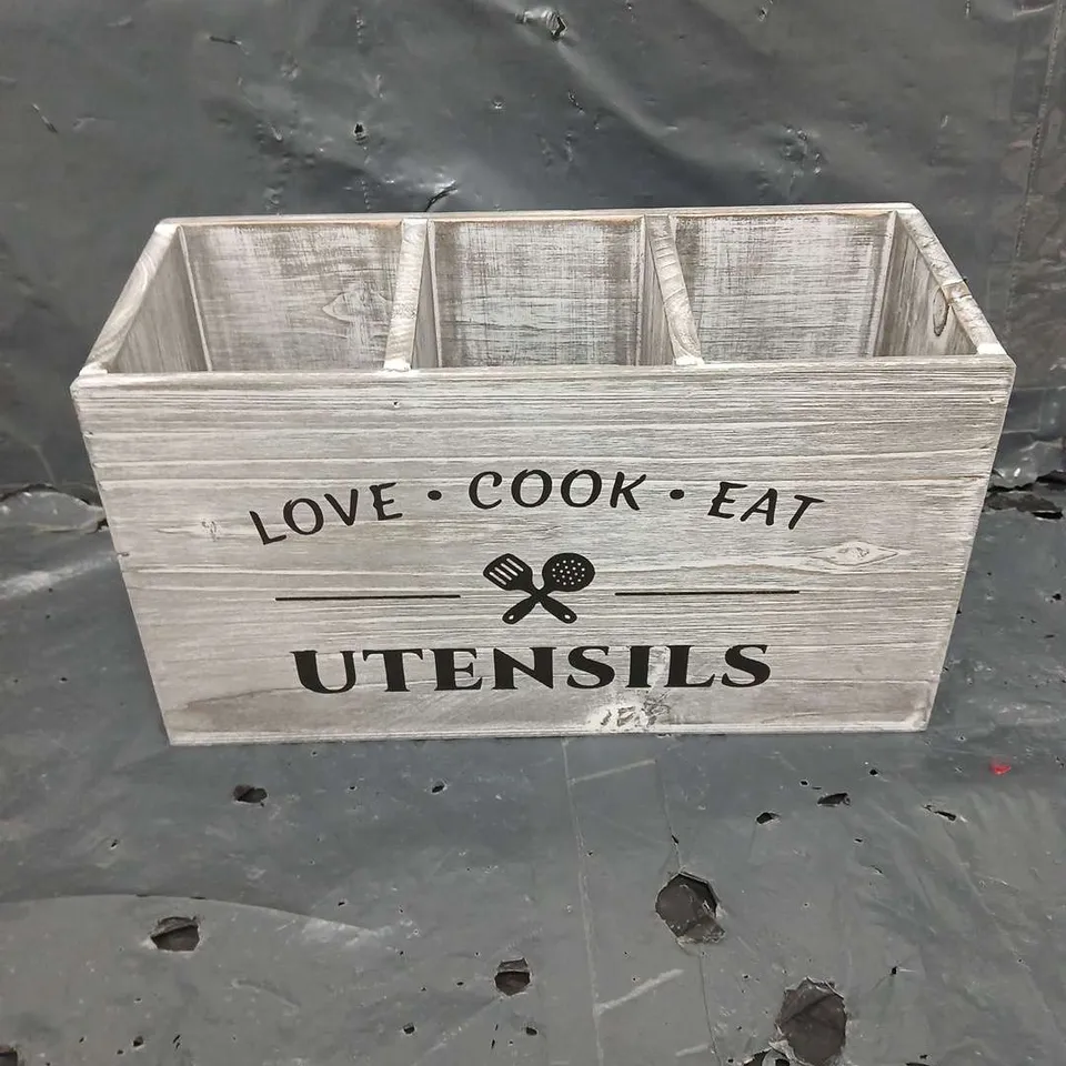 LOVE COOK EAT UTENSILS WOODEN STORAGE BOX  