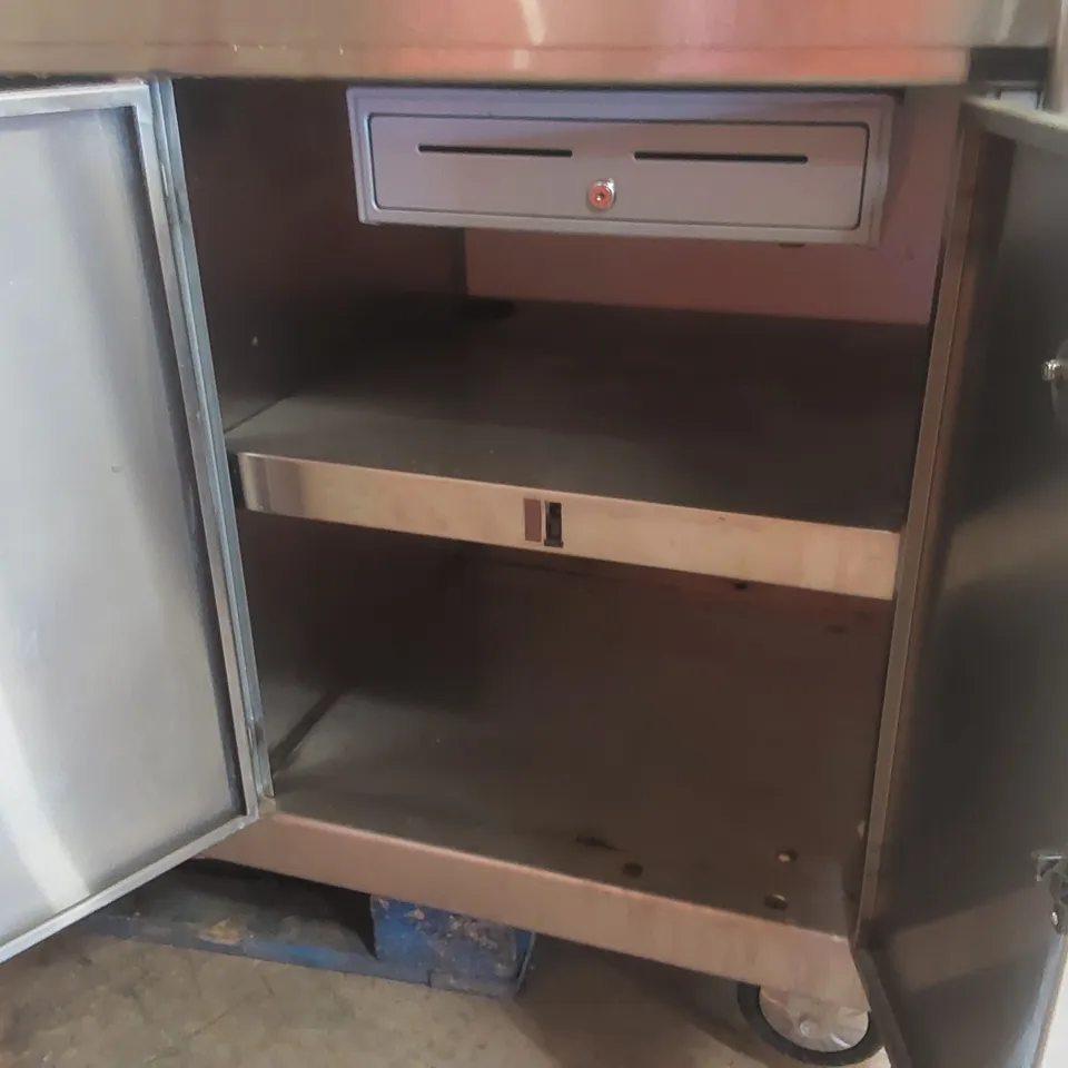 TANK STAINLESS STEEL MOBILE FOOD AND DRINK CATERING STATION