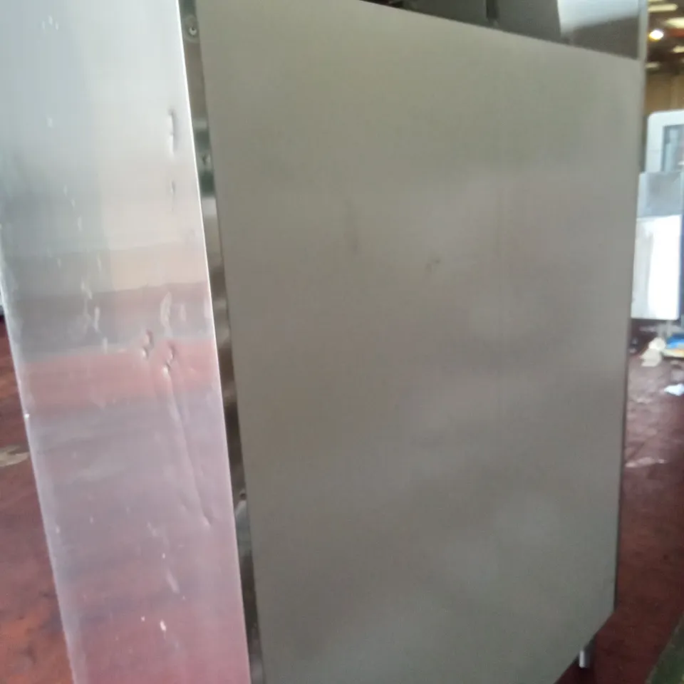 COMMERCIAL DOUBLE DOOR FRIDGE - FPLUSTN140