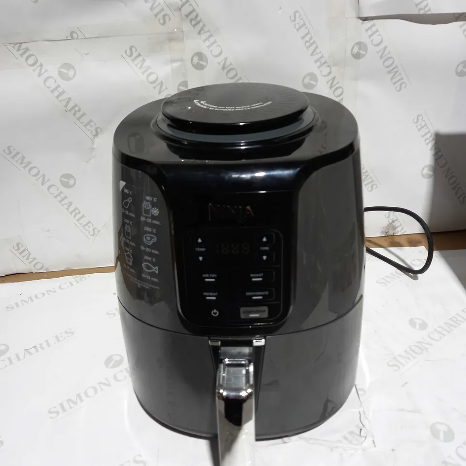 NINJA 3.8L AIR FRYER 
