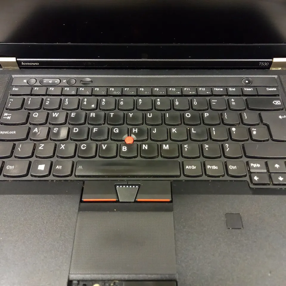 LENOVO THINKPAD T530 LAPTOP IN BLACK