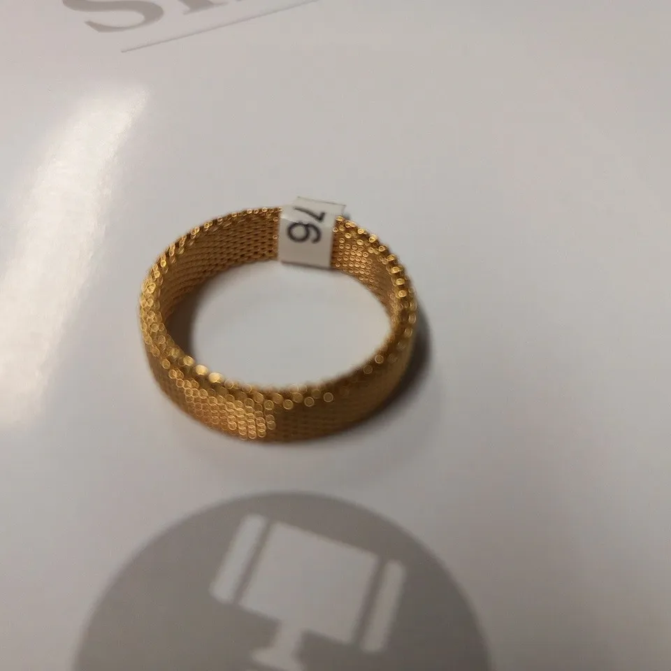 BERING GOLD PLATED BROAD MESH INNER RING SIZE 7