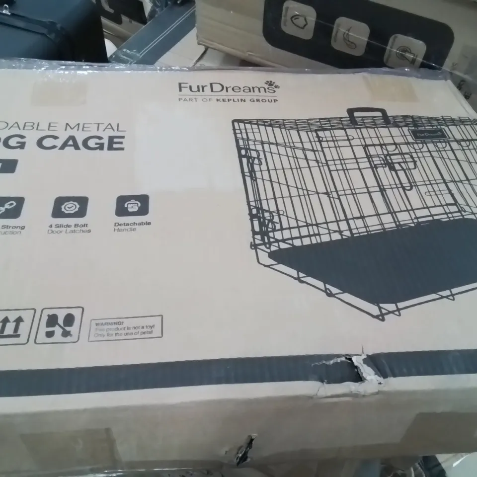 BOXED FURDREAMS 24INCH FOLDABLE DOG CAGE