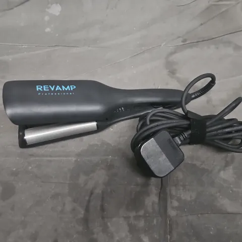 REVAMP PROGLOSS 2-N-1 BEACH & VOLUME CERAMIC WAVER WV-3000