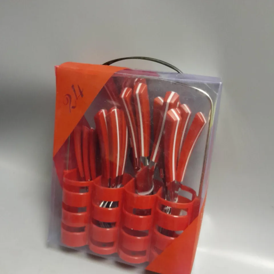 24 PIECE STAINLESS STEEL CUTLERY SET RED