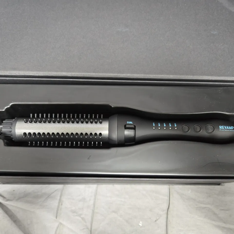 REVAMP PROGLOSS VOLUME & WAVE HOT BRUSH – BLACK (BOXED)