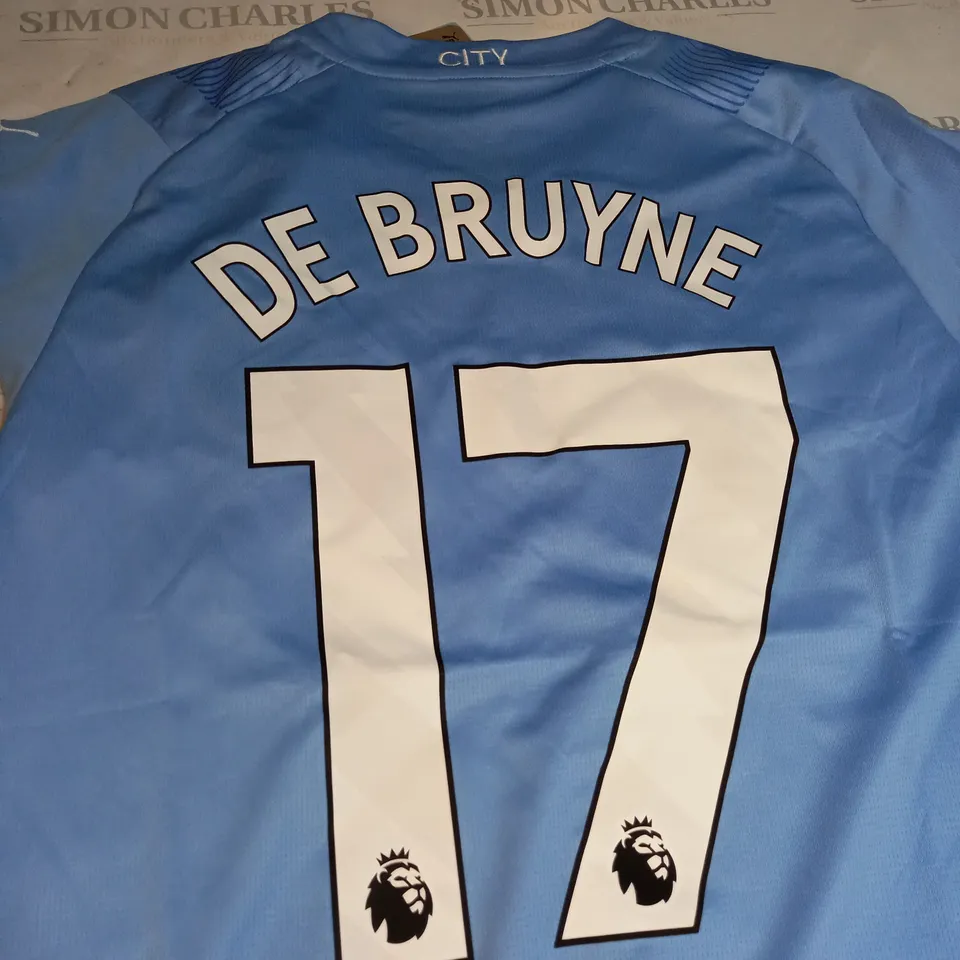 MEDIUM MAN CITY FOOTBALL TOP SIZE M 