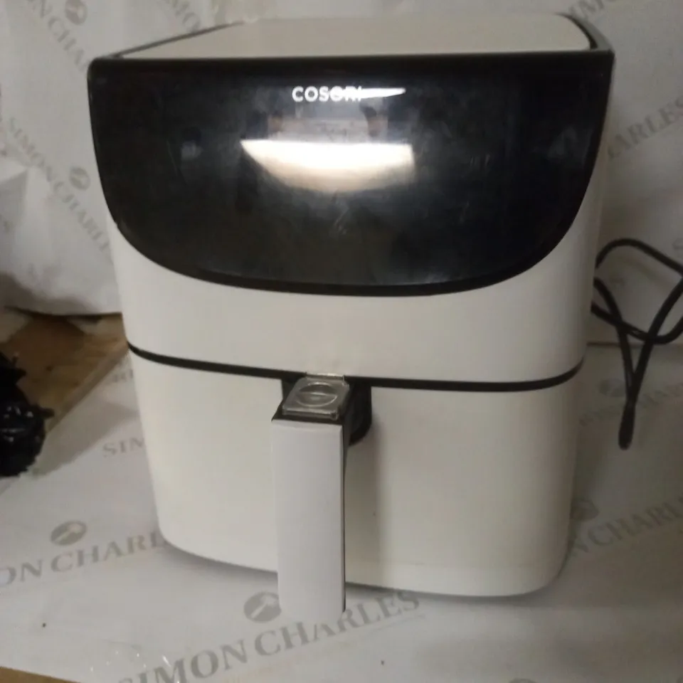 COSORI AIR FRYER 1700W MAX XXL 5.5L DIGITAL TOUCHSCREEN, WHITE
