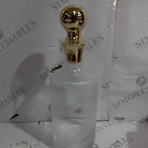 BOXED BUNDLEBERRY FLUTED GLASS DECANTER
