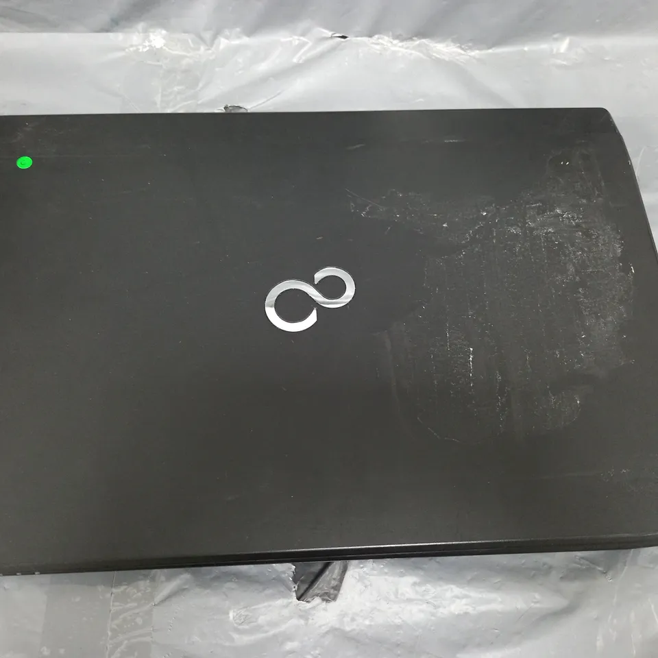 FUJITSU LIFEBOOK A514 15 INCH I3-4005U 1.70GHZ