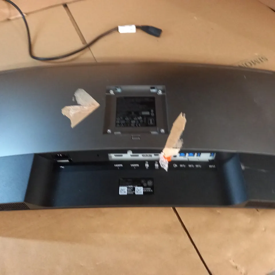 DELL CURVED 34" FLAT PANEL MONITOR - U34417W / collection only