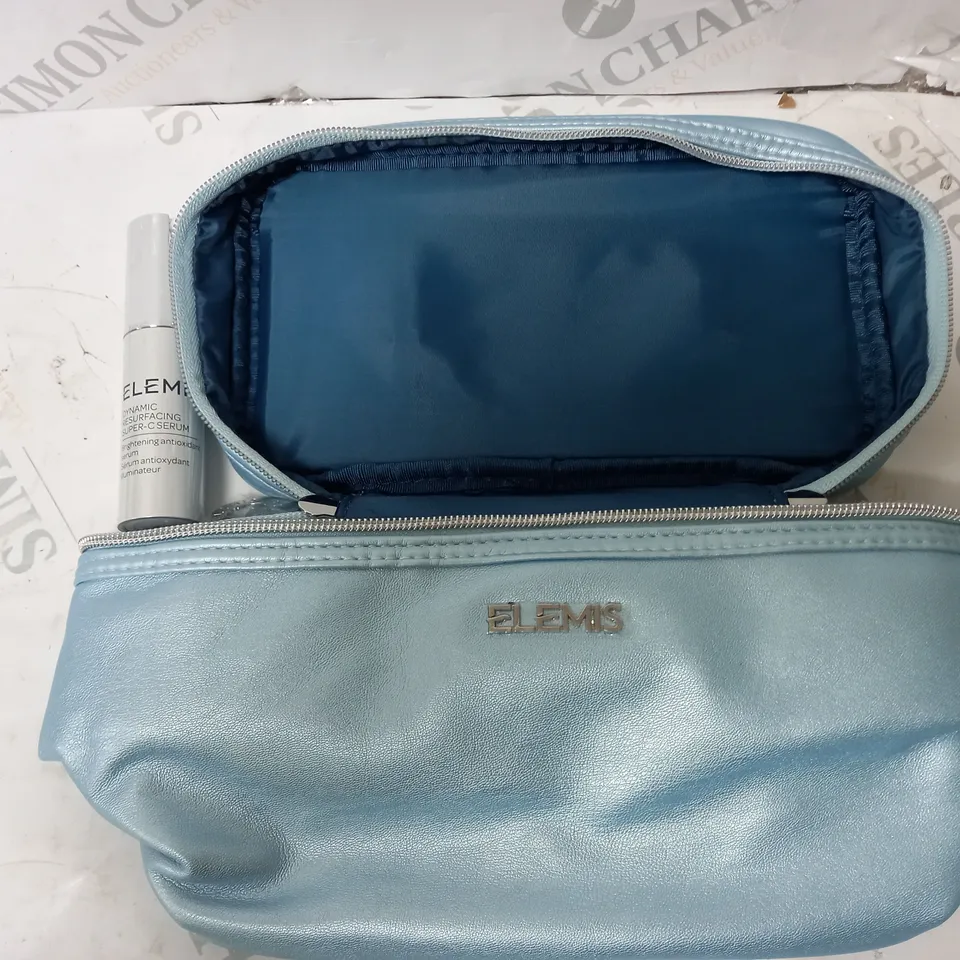 ELEMIS 5 PIECE SET OF COSMETIC PRODUCTS WITH CARRYING BAG