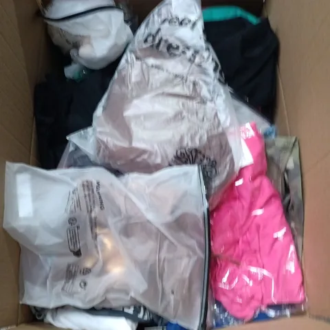 BOX OF APPROXIMATELY 25 ASSORTED CLOTHING ITEMS IN VARIOUS STYLES , COLOURS AND SIZES