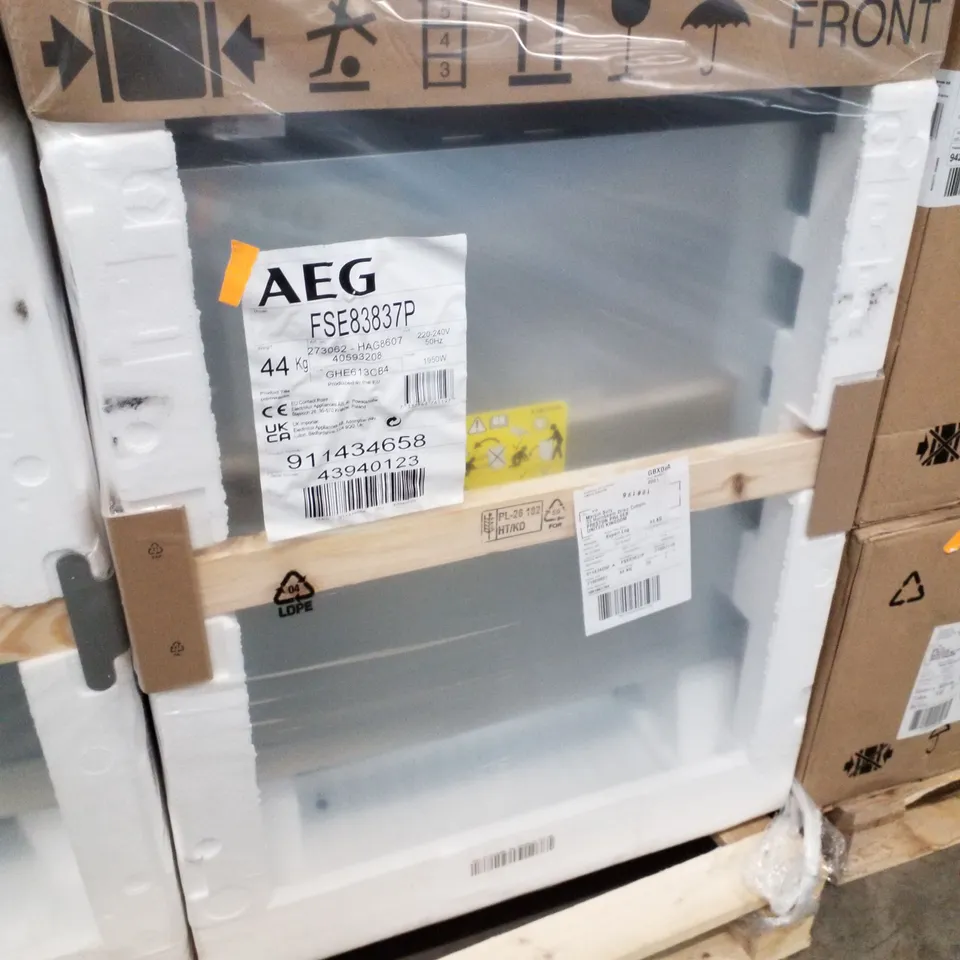 AEG  9000 FSE83837P FULLY INTEGRATED DISHWASHER