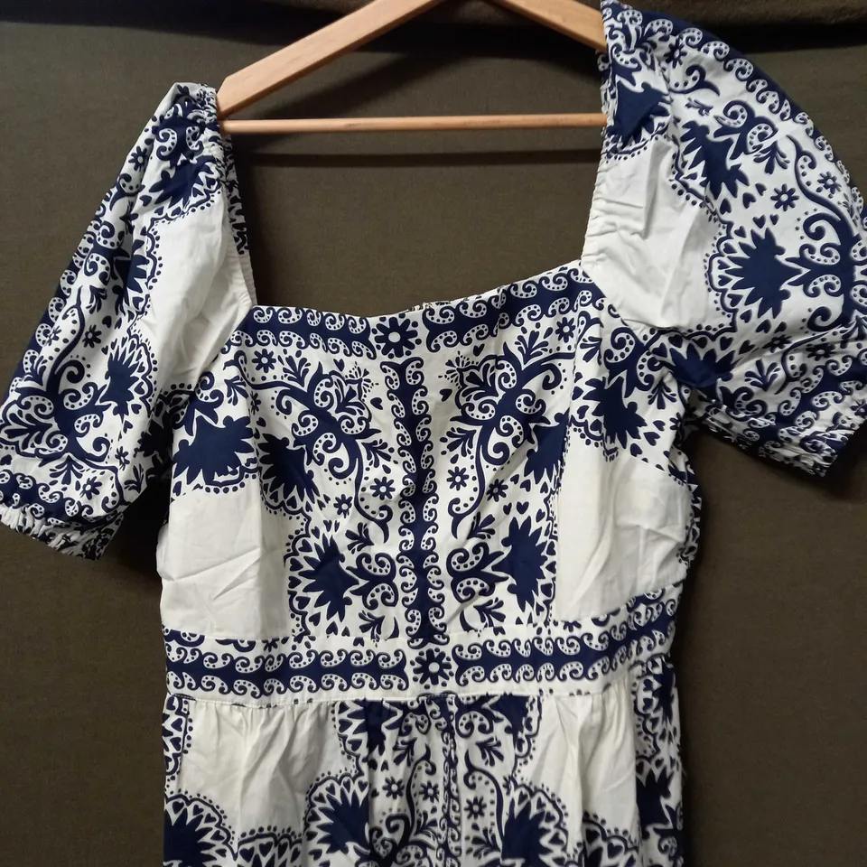 BODEN SQUARE NECK MIDI DRESS IN FLORAL DESIGN IN NAVY/WHITE - UK 18R